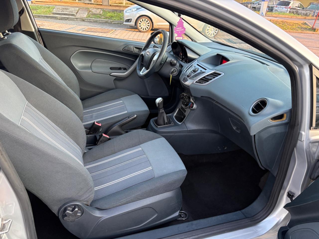 Ford Fiesta 1.2 82CV 3 porte Titanium