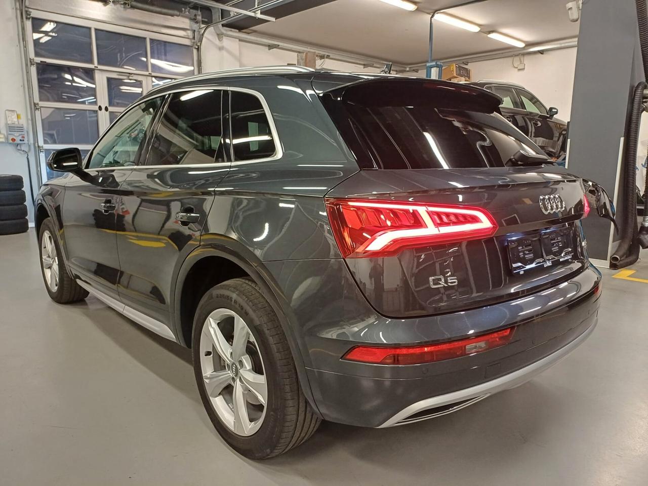 Audi Q5 40 TDI quattro S tronic Sport Advanced