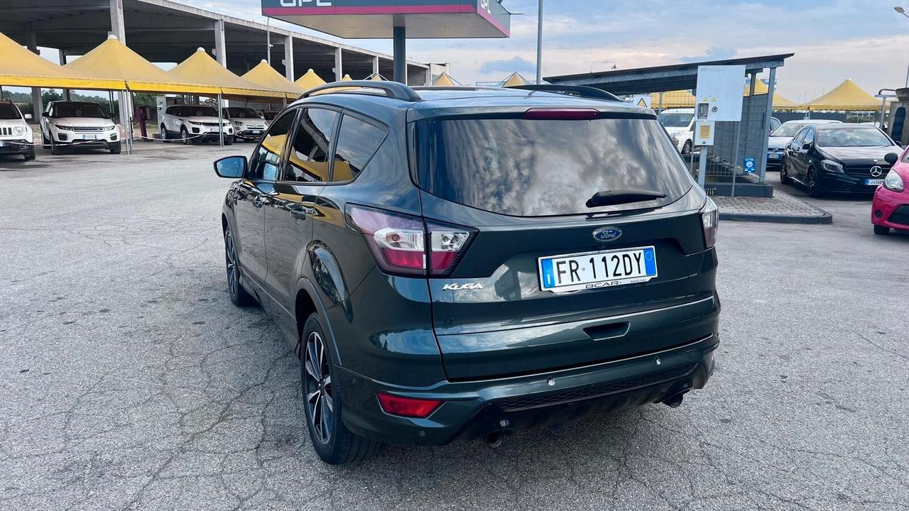 Ford Kuga 2.0 TDCI 150 CV S&S 4WD Powershift ST-Line