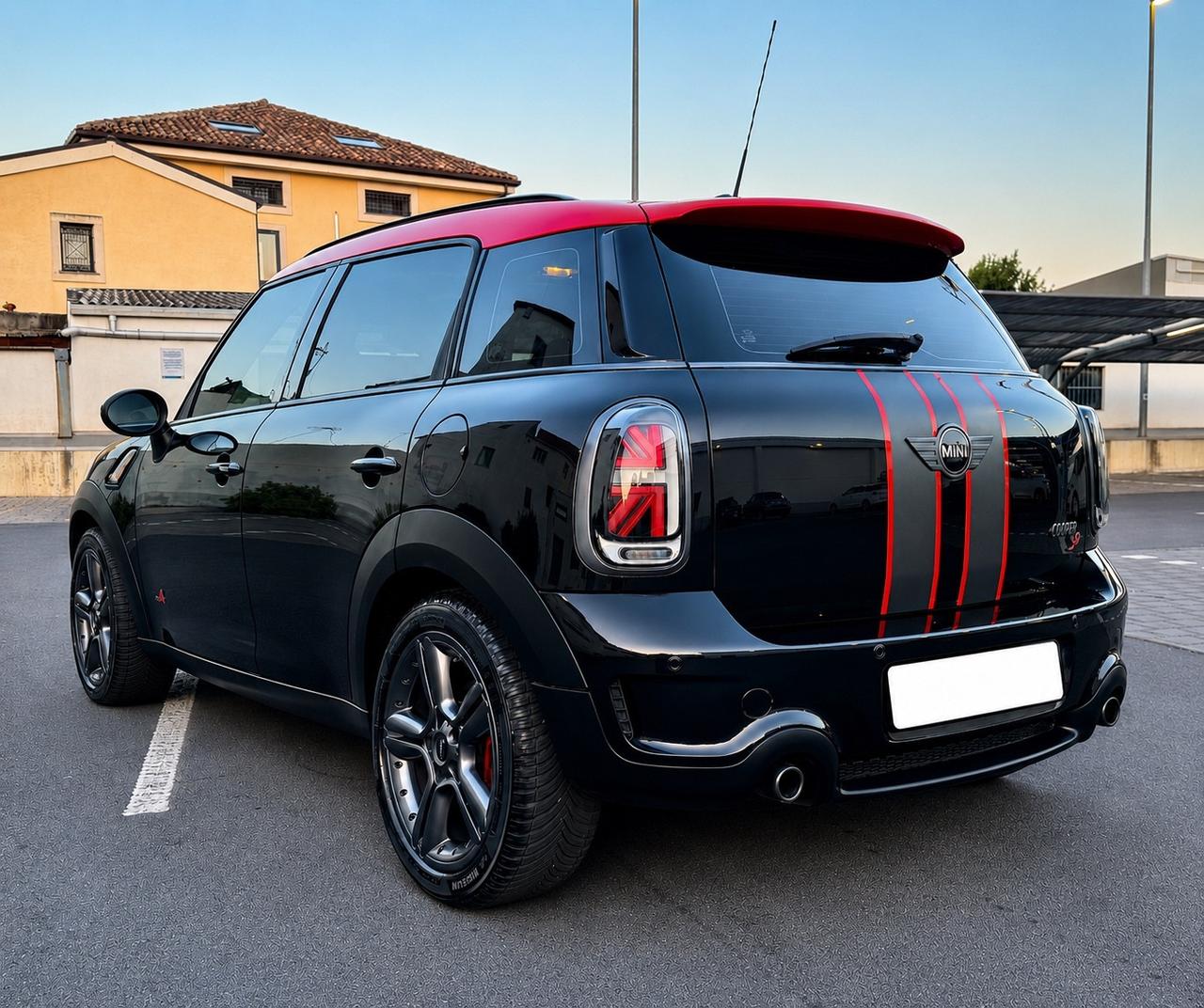 Mini Countryman SD 2.0 D ALL4 Automatica 143CV ALLETIMENTO JHON COOPER