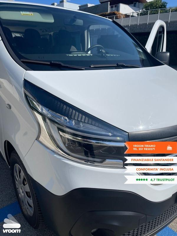 RENAULT Trafic 2.0 dCi 120CV DISABILI