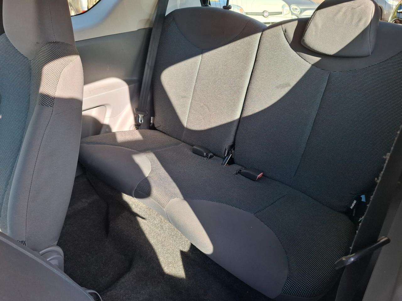 Peugeot 107 1.0 68CV 3p. Desir