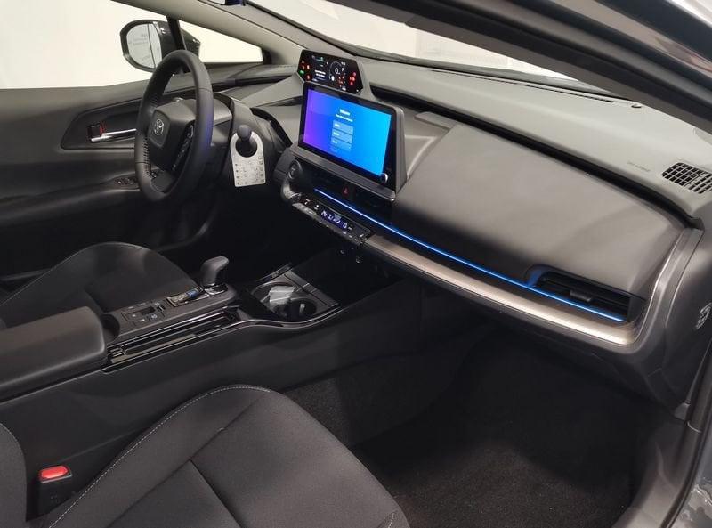 Toyota Prius Plug-in Hybrid Lounge