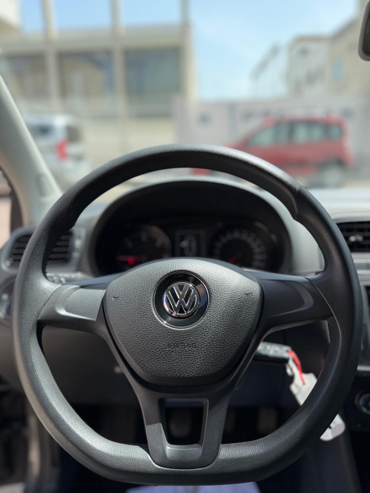 Volkswagen Polo TDI 1.4 75 cv-2016/NAVI/CLIMA