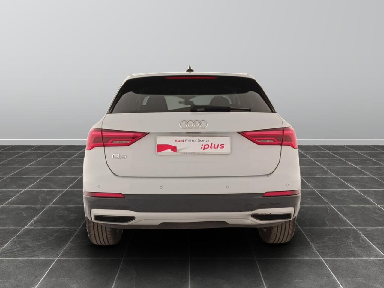 Audi Q3 35 2.0 tdi business advanced s tronic