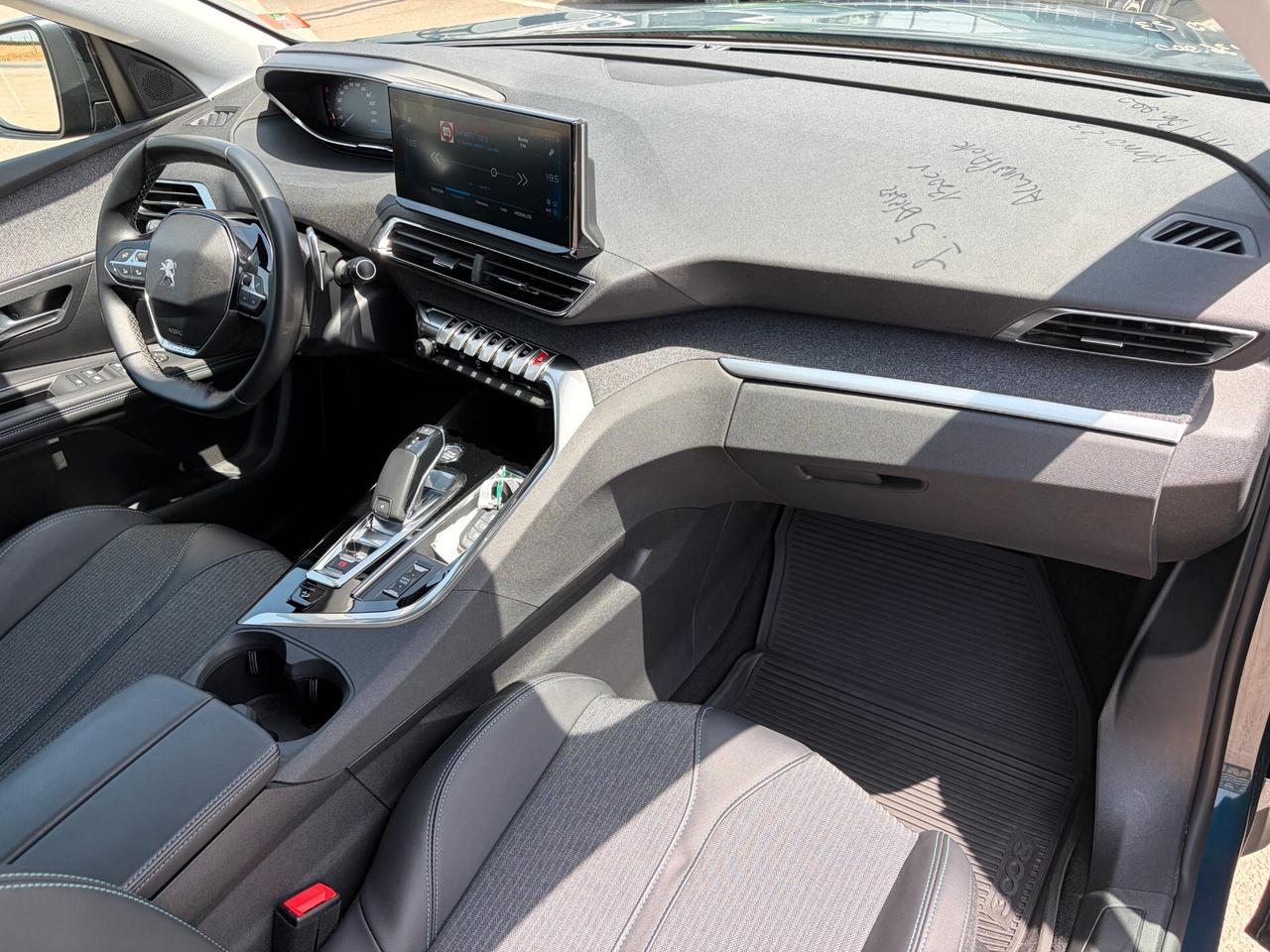 Peugeot 3008 1.5 BlueHDi 130cv EAT8 Allure Pack