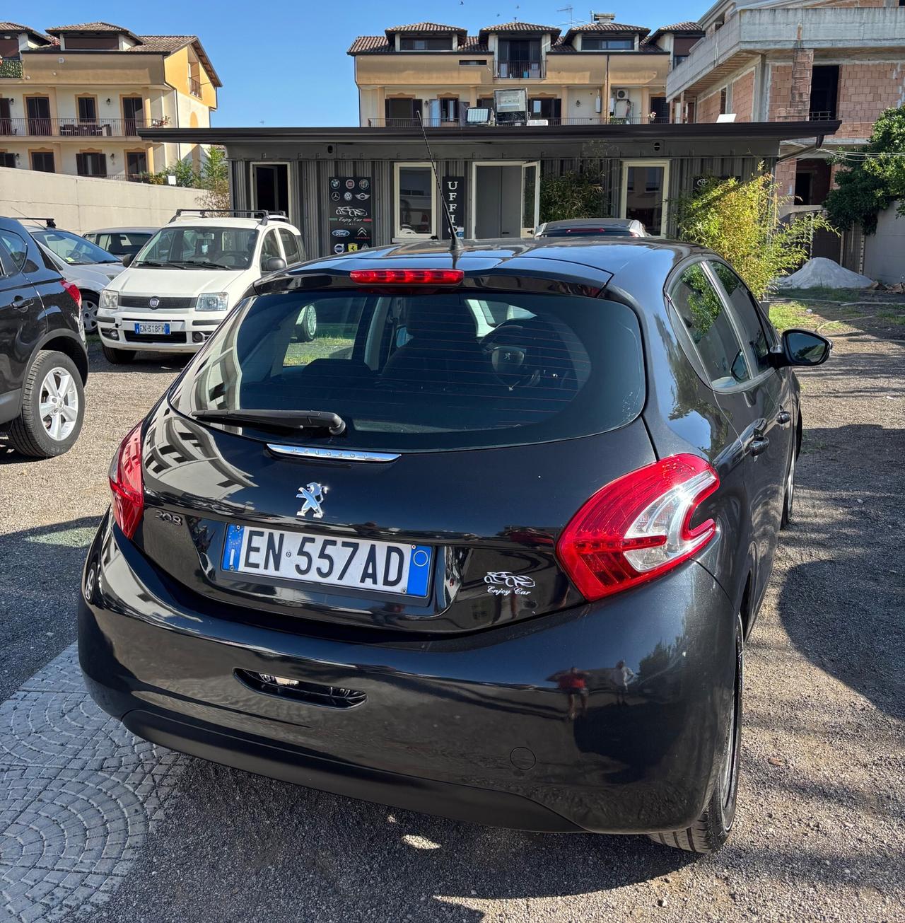 Peugeot 208 1.6 e-HDi 92 CV Stop&Start 5 porte Allure