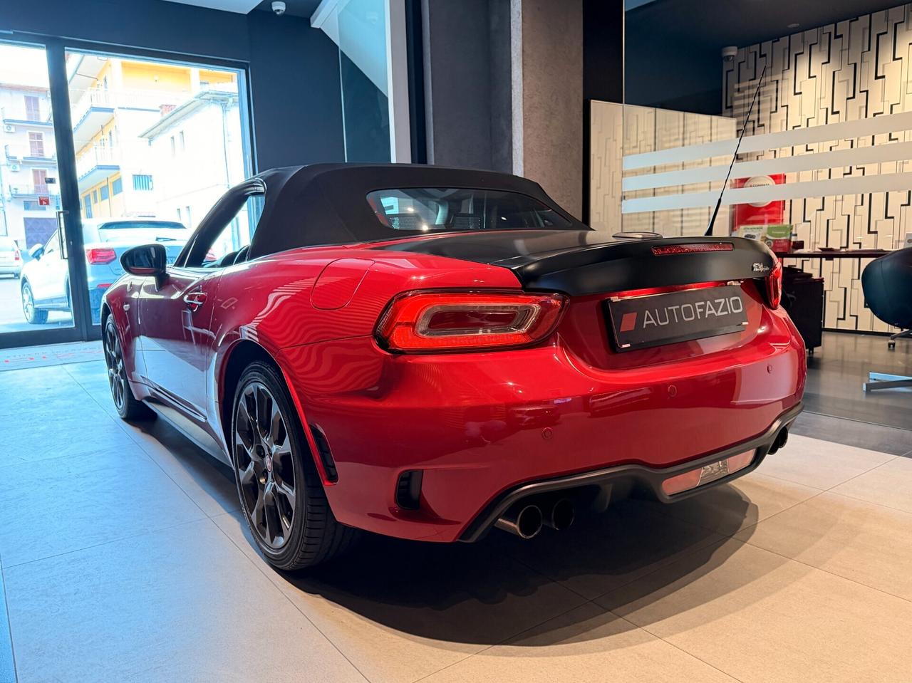 Abarth 124 Spider 1.4 Turbo MultiAir 170 CV