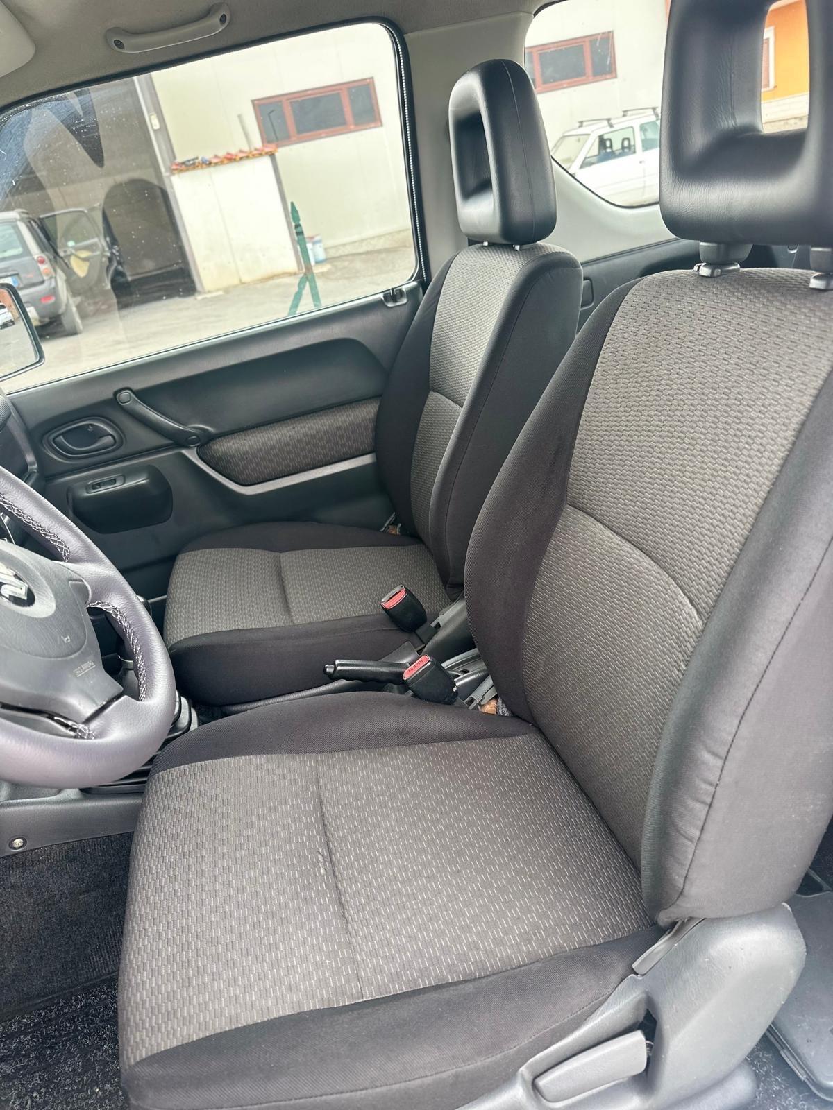 Suzuki Jimny 1.5 DDiS cat 4WD JLX Più