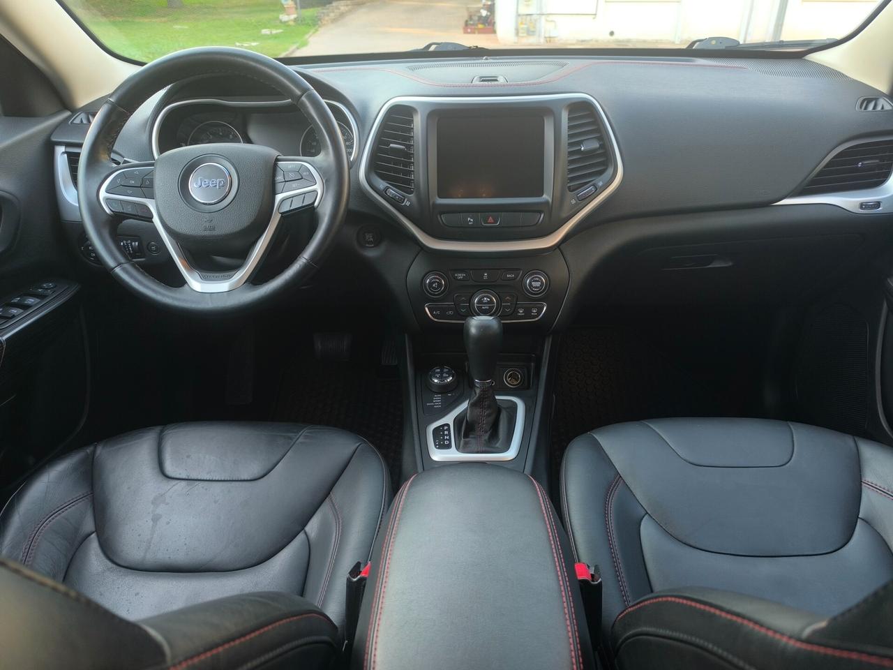 Jeep Cherokee 3.2 V6 Pentastar 4WD Active Drive Lock Trailhawk