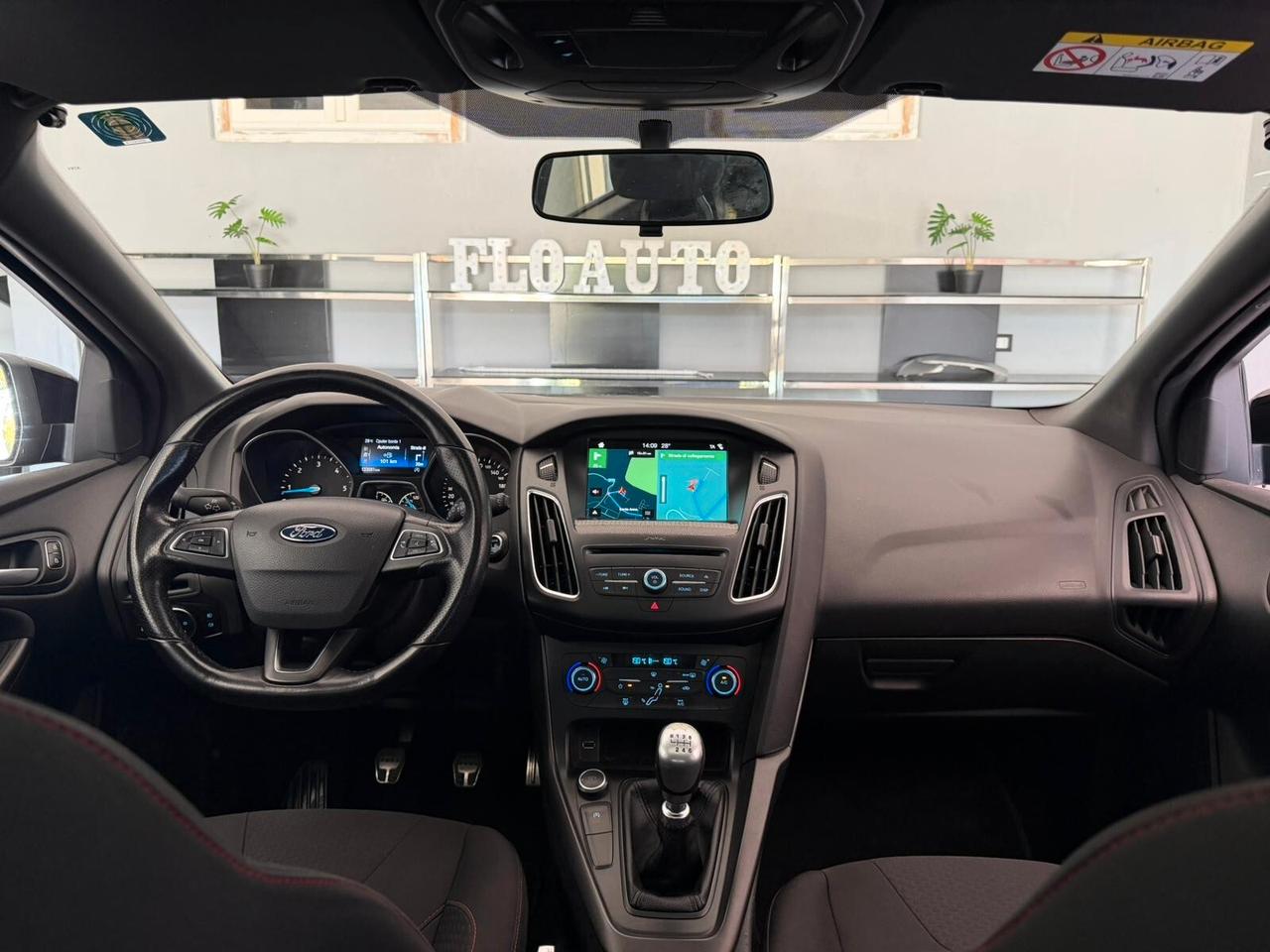 Ford Focus 1.5 TDCi (Diesel) 120cv ST-Line
