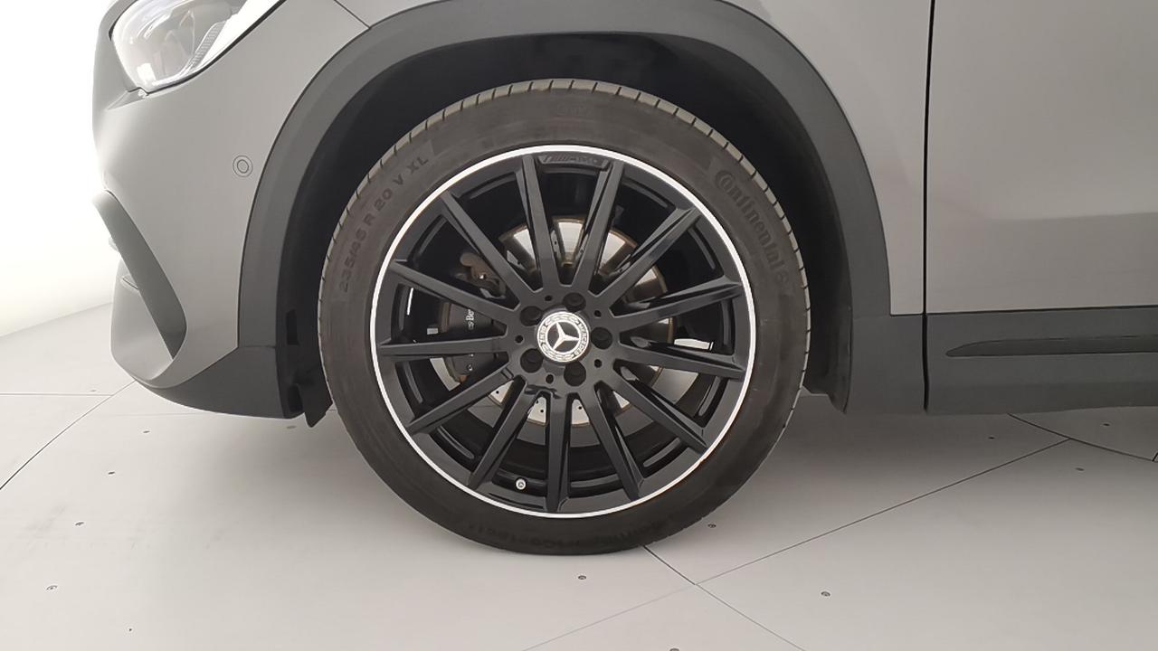 Mercedes-Benz GLA-H247 2020 - GLA 220 d Premium 4matic auto