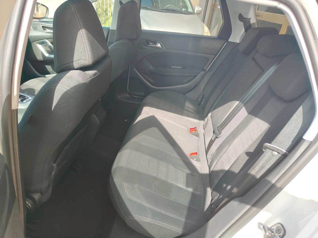 Peugeot 308 BlueHDi 120 S&S EAT6 SW Allure