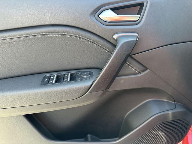 RENAULT Captur Full Hybrid E-Tech 145 CV Techno
