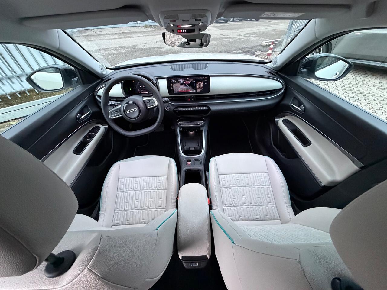 Fiat 600 Hybrid 100 CV DCT MHEV La Prima