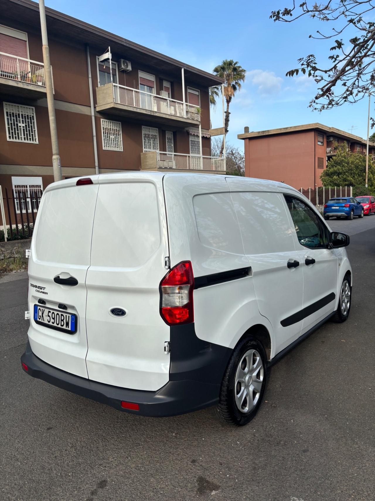 Ford Transit Courier 1.5 TDCi 2022