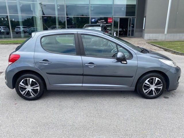 PEUGEOT 207 1.4 75CV 5p. "NEOPATENTATI"