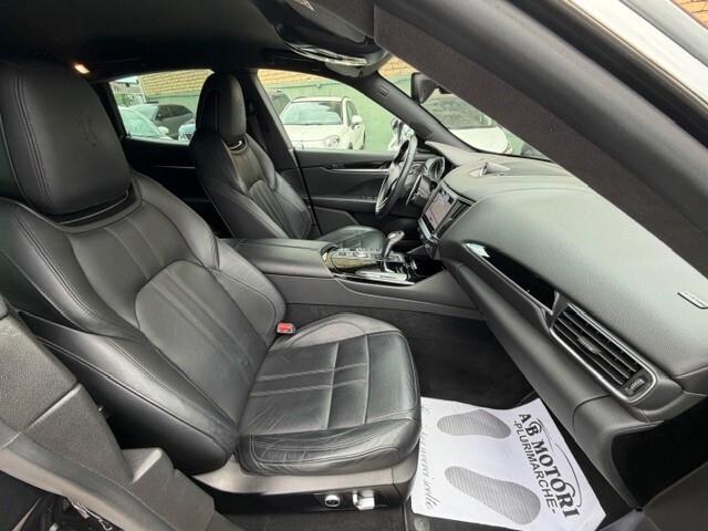 Maserati Levante V6 430 CV S Q4 Gransport
