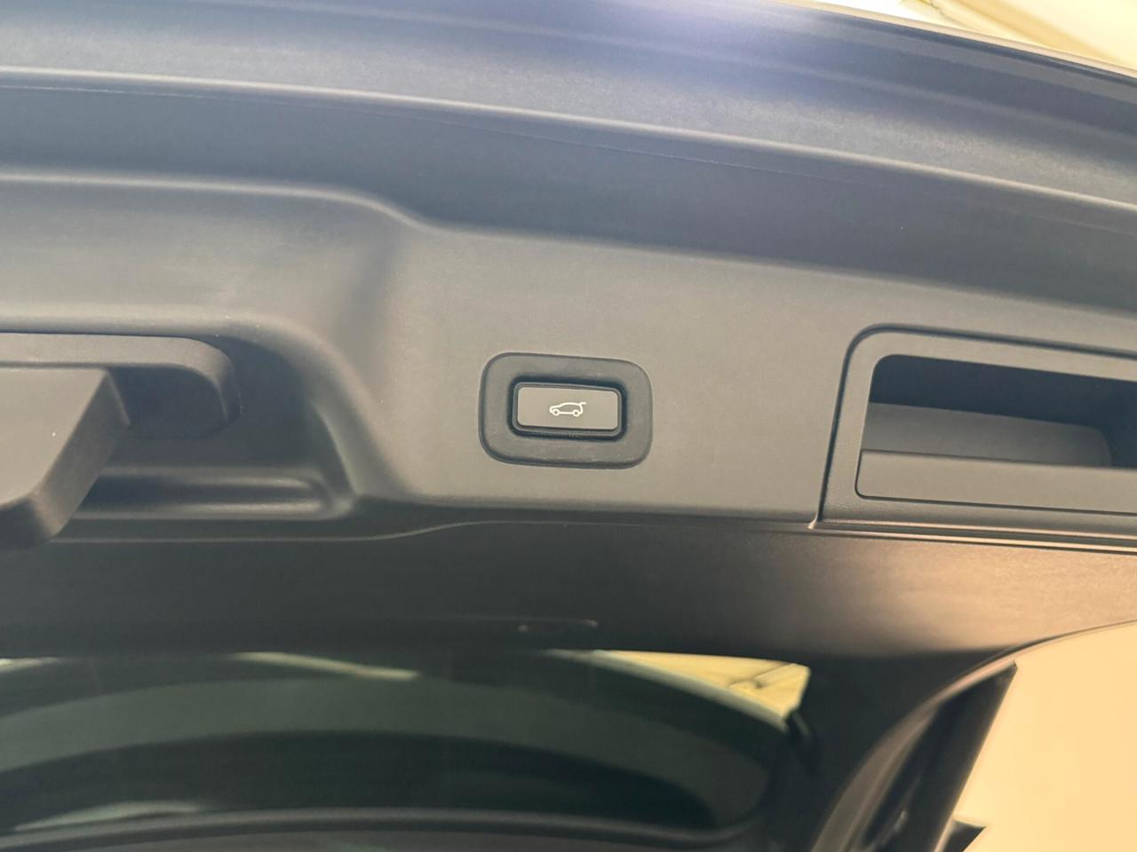 Land Rover Range Evoque 2.0D I4 204 CV AWD Auto R-Dynamic SE