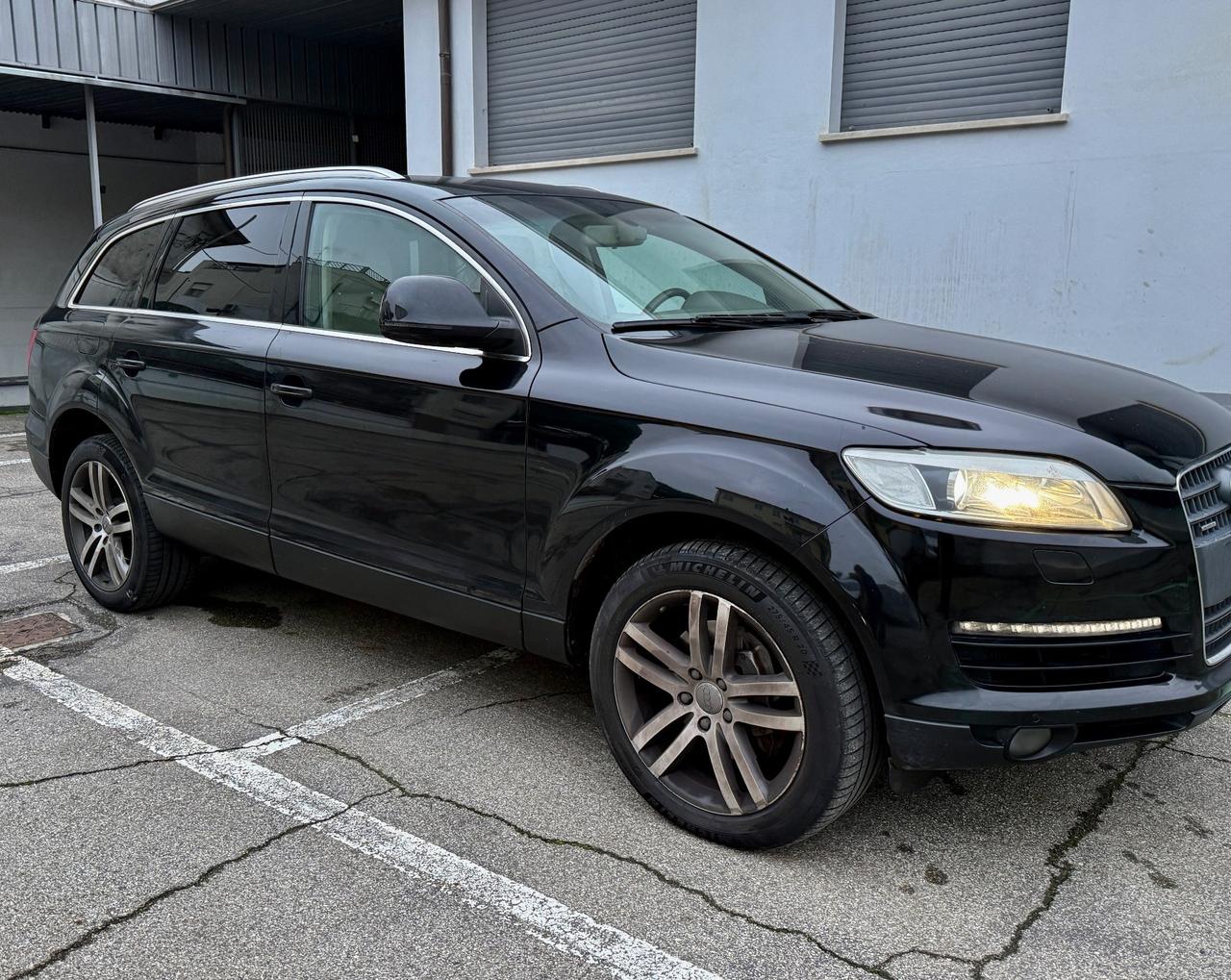 Audi Q7 3.0 V6 TDI 240 CV quattro tiptronic Advanced Plus