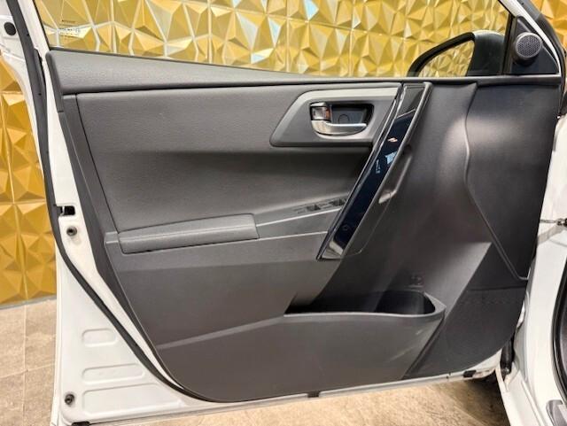 Toyota Auris Touring Sports 1.8 Hybrid Lounge