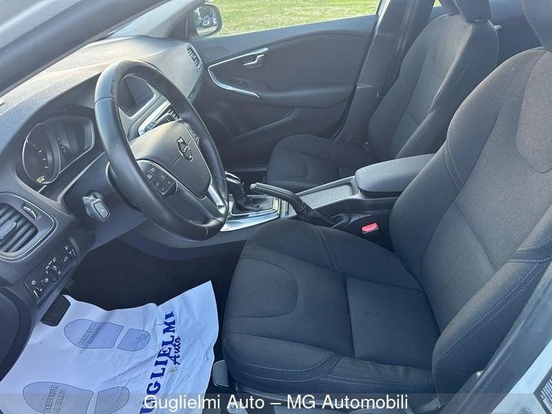 Volvo V40 Cross Country D2 Geartronic Momentum