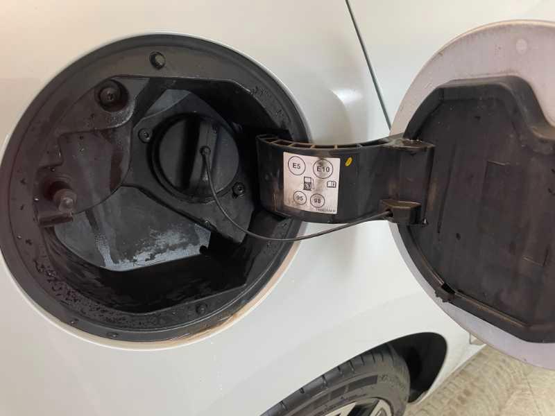 RENAULT Clio V - Clio 1.6 E-Tech hybrid Initiale Paris 140cv auto