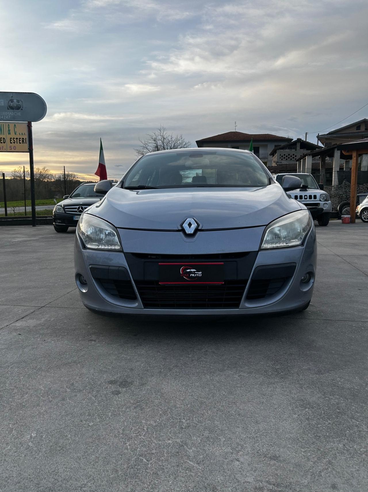 Renault Megane Mégane C-C 1.9 dCi 130CV Luxe