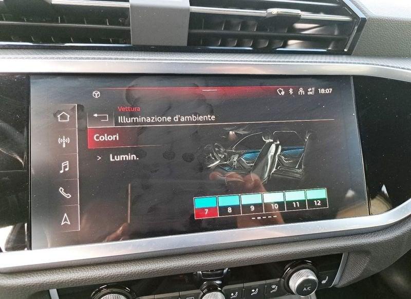 Audi Q3 SPB 35 TDI S tronic Identity Black