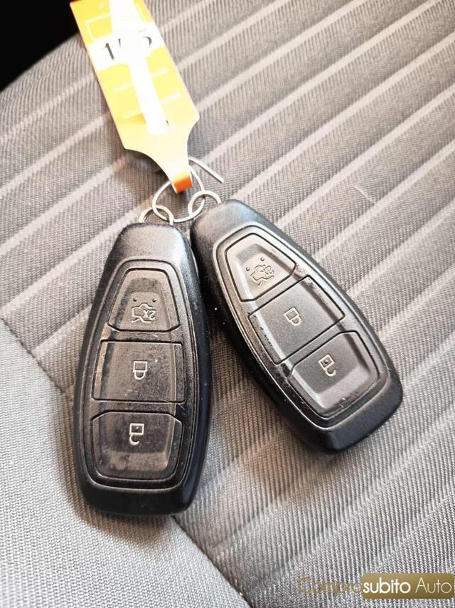 FORD C-Max 1.5 TDCi 120CV Start&Stop Titanium