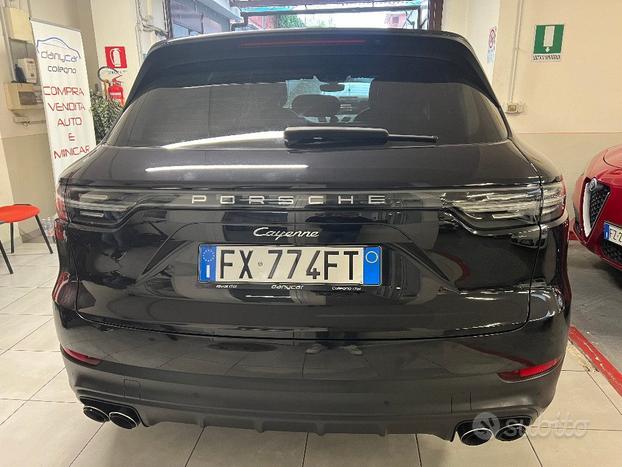 PORSCHE Cayenne 3.0 V6 TIPTRONIC PELLE TETTO APR
