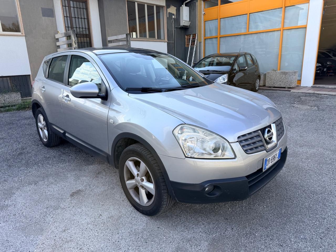 Nissan Qashqai 1.5dCi 103cv 6Marce