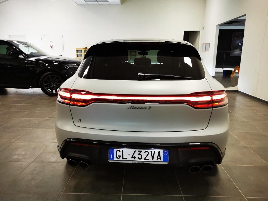 PORSCHE Macan 2.0 T