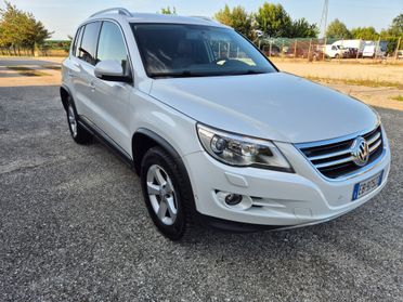 Volkswagen Tiguan 2.0 TDI DPF 4MOTION DSG Sport & Style
