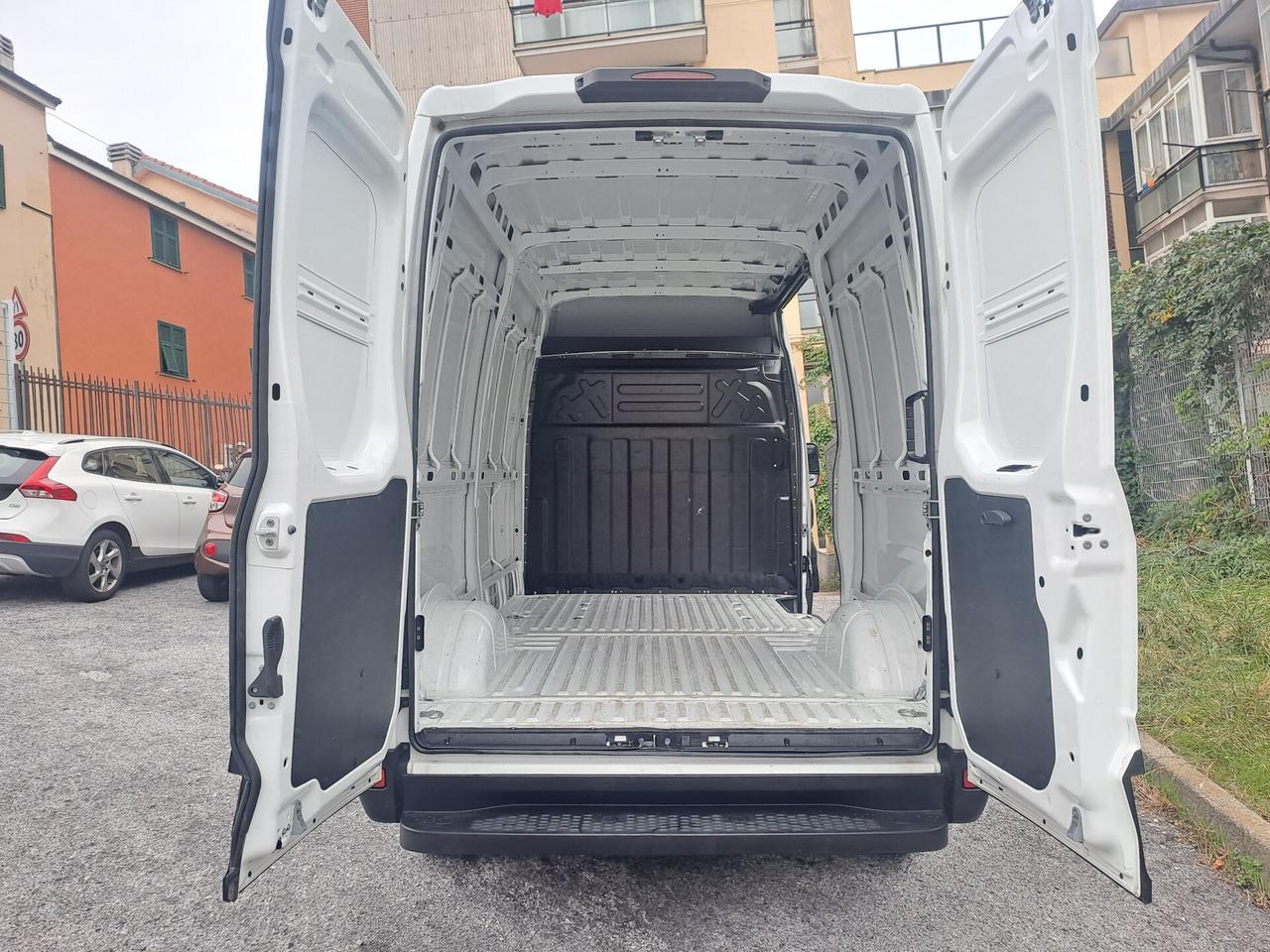 IVECO DAILY 35s12 V 3520 H2
