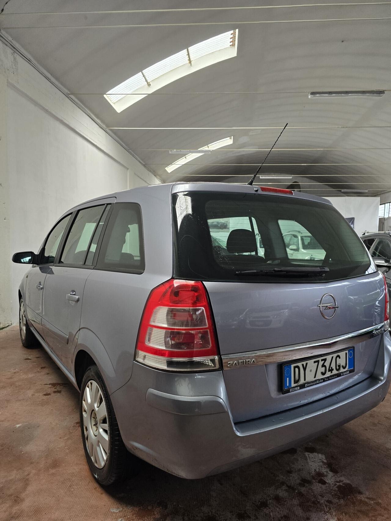 Opel Zafira 1.6 16V ecoM 94CV Cosmo