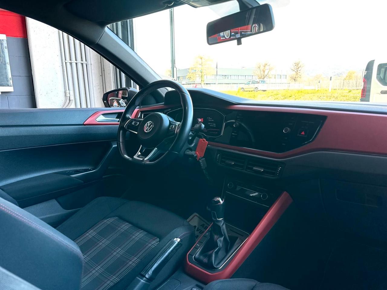 Volkswagen Polo 2.0 TSI DSG GTI BlueMotion Technology