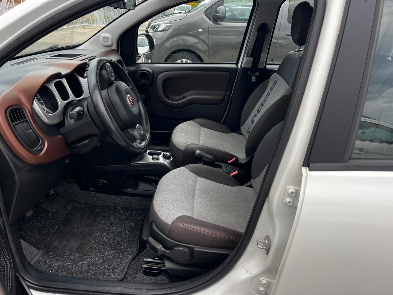 Panda Cross 1.3 MJT 80 CV LOUNGE 4x4