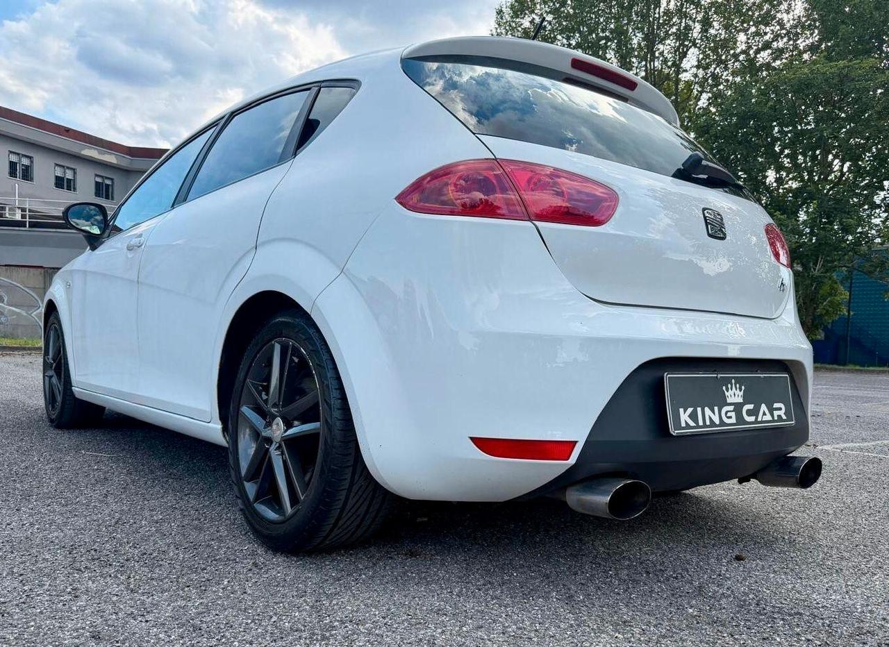 Seat Leon 2.0 TSI DSG FR (MY09)