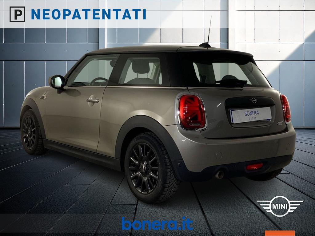 Mini One 1.5 TwinPower Turbo One DCT