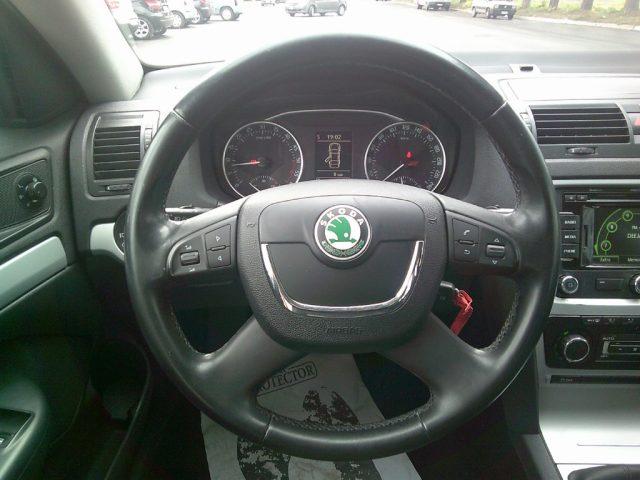 SKODA Octavia 1.6 TDI CR F.AP. Wagon Ambition