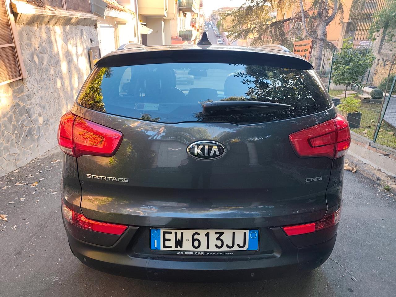 Kia Sportage 1.7 CRDI 115 CV Leggi
