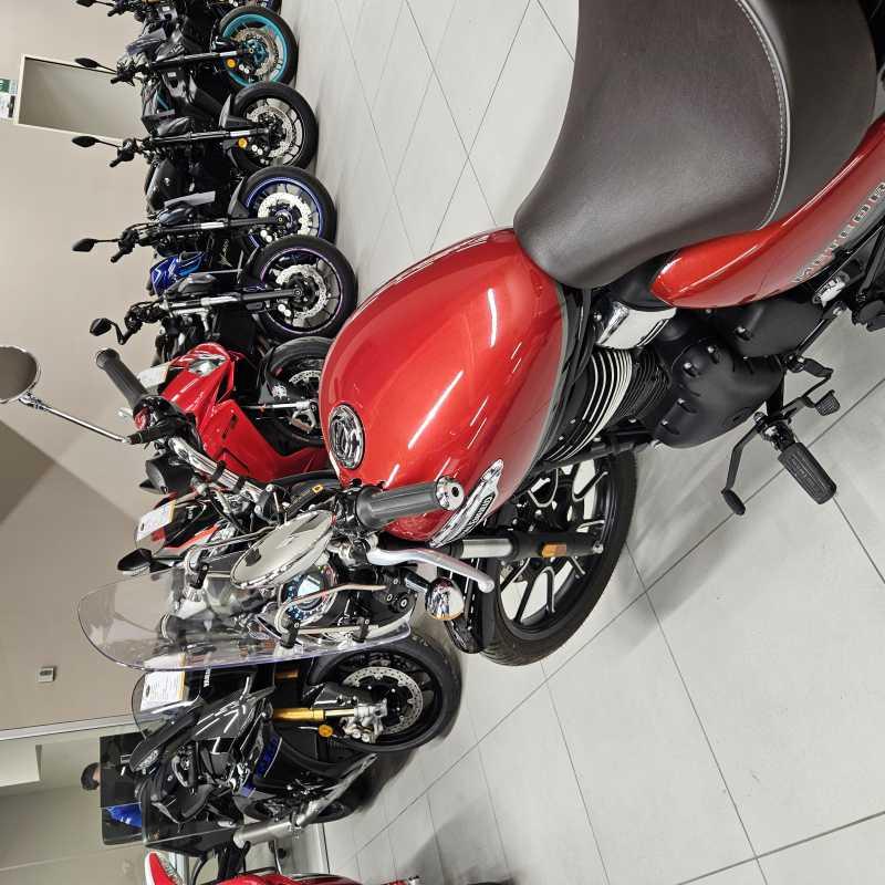 Royal Enfield Meteor 350 - 2024
