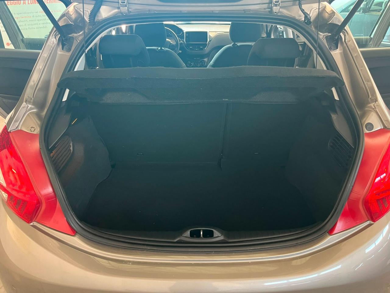 Peugeot 208 1.2 VTi 82 CV 5 porte Access