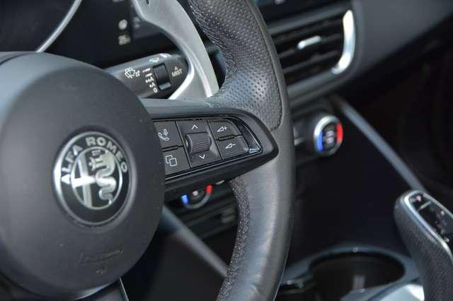 Alfa Romeo Giulia 2.0 t Sprint Q4 TURBO 280cv AT8 BENZINA