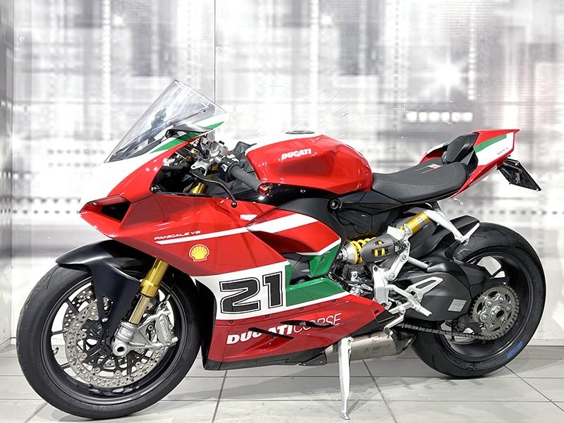 Ducati Panigale V2 Bayliss 20th