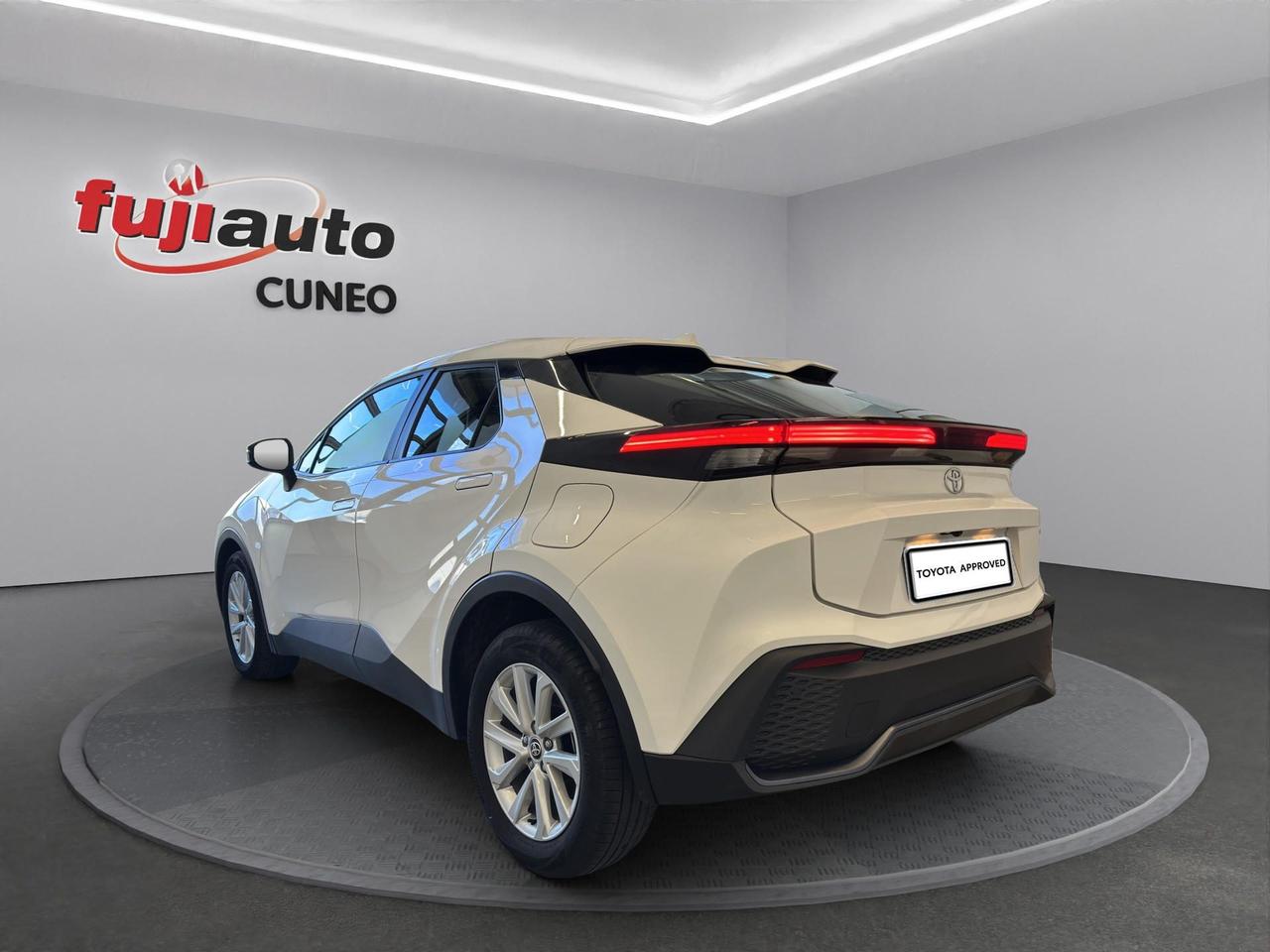 Toyota C-HR 1.8 hev Active fwd e-cvt