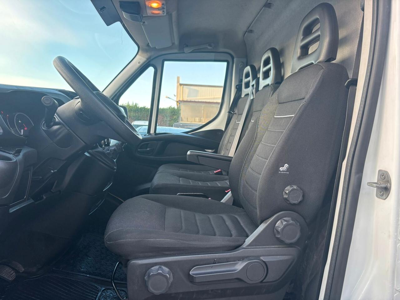 Iveco Daily 35S14 2.3 Diesel- Furgone