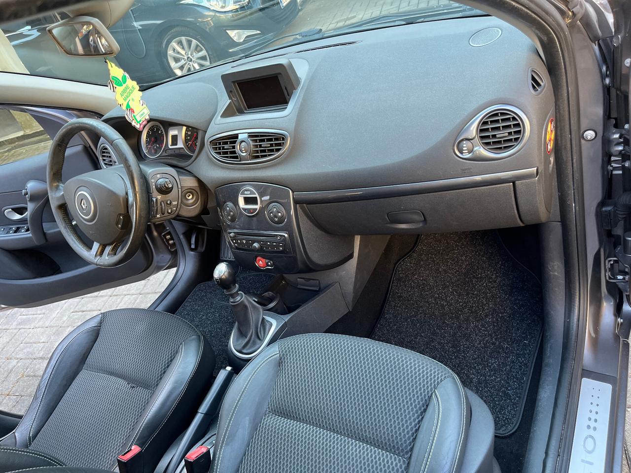 Renault Clio 1.5 dCi 85CV SporTour Luxe - 2009