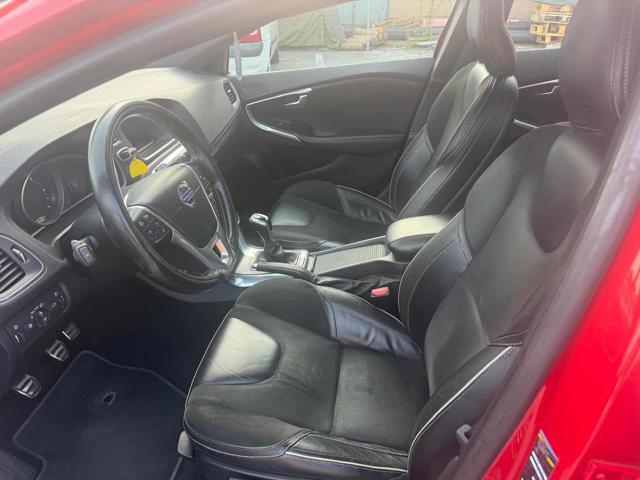 VOLVO V40 D4 R-design Momentum Stupenda Bellissima